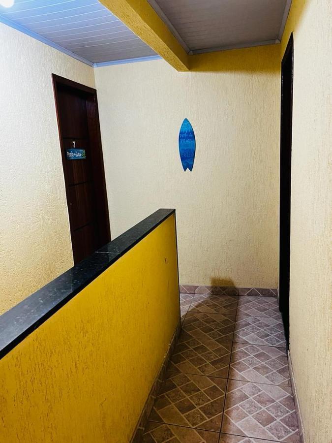 Praia Grande Surf Hostal *
